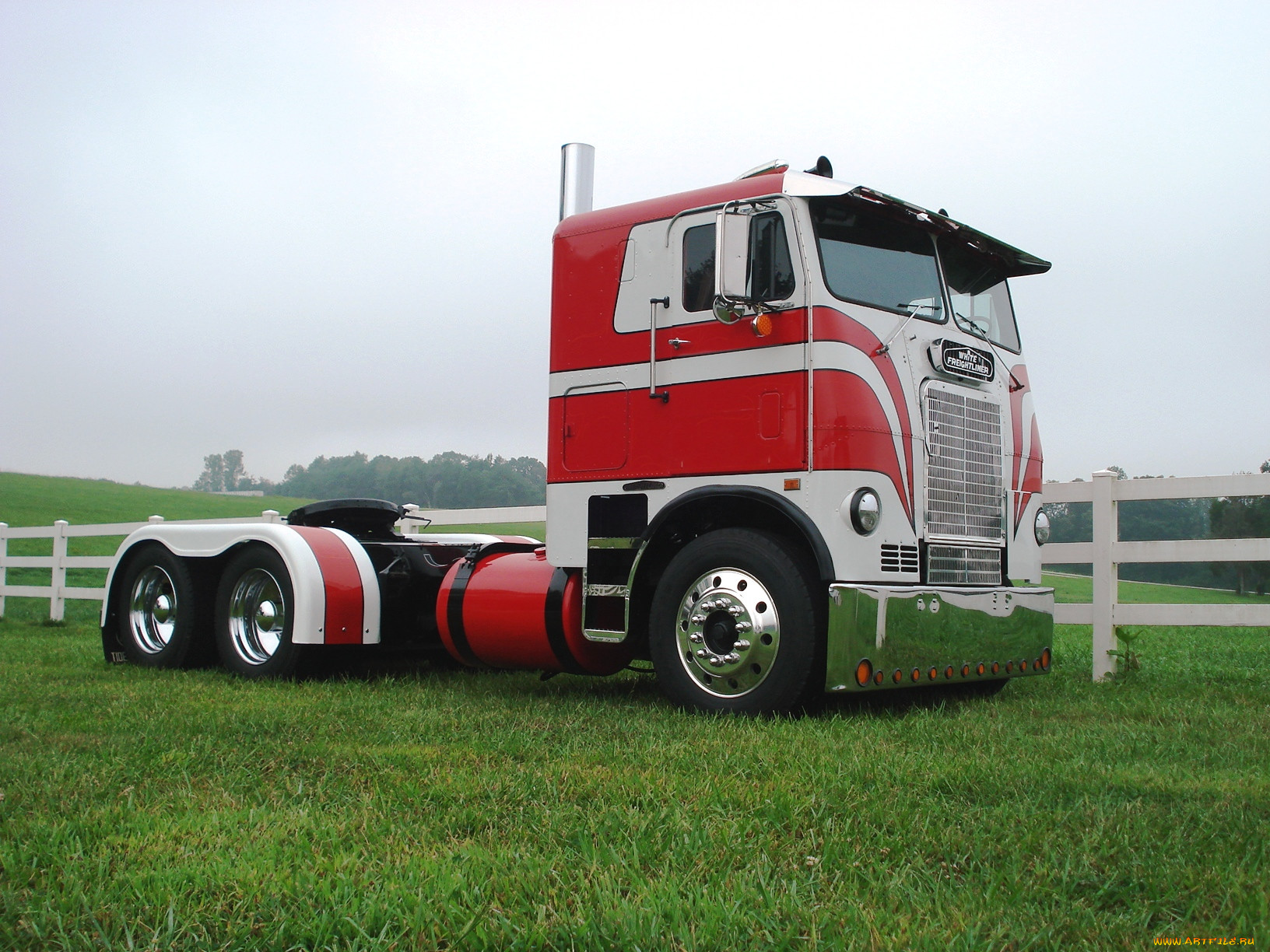 , freightliner, custom